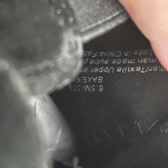 KARL LAGERFELD PARIS | Saxe Ball Stud Suede Chelsea Boots Size 6.5 - Picture 11 of 11